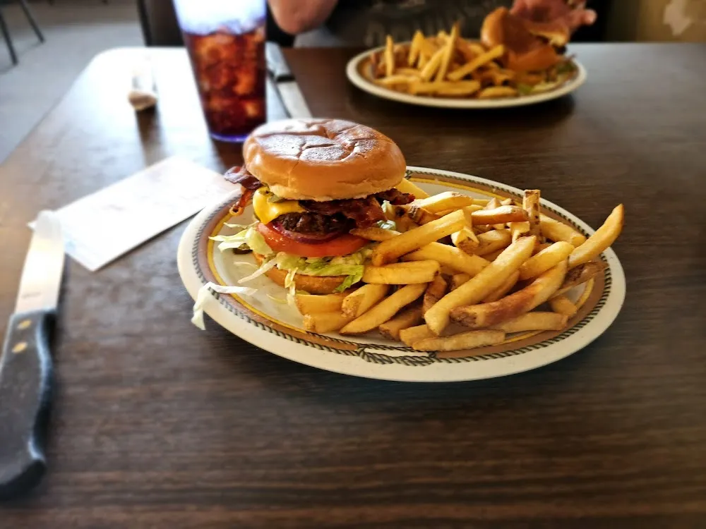 1 4 Pound Cheeseburger with Jalapeños